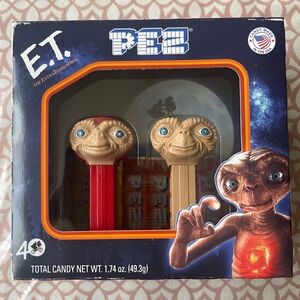 E.T. 40th Anniversary Collectible PEZ Dispensers Two Pack w/6 Candy Refills, NEW